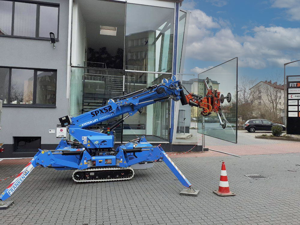Frankenlift Glaslifter auf Raupe